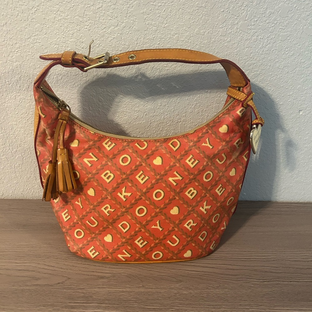 Guc! Dooney & Bourke purse!